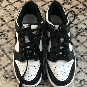 Panda dunks big kids